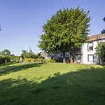 The Church House Han/Misafirhane 2*