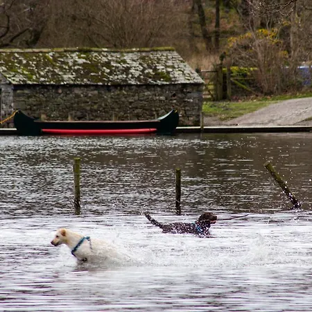 Han/Misafirhane The Church House